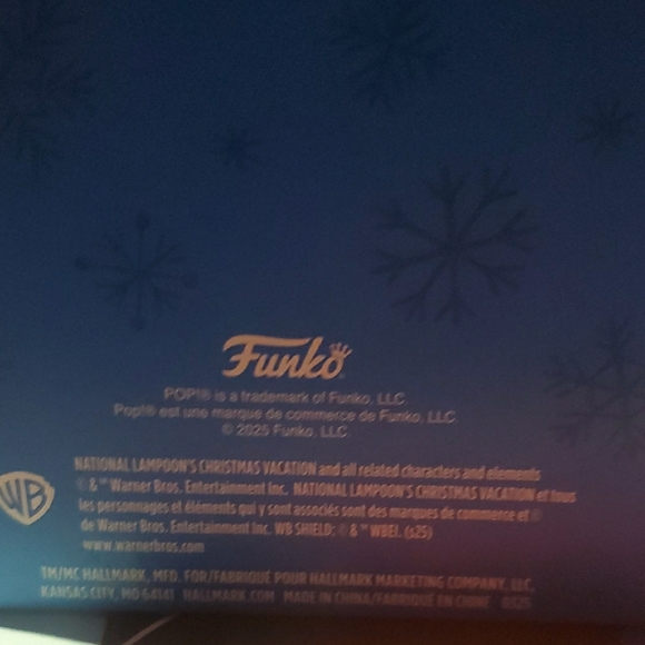 Hallmark Funko Pop Clark Griswold Ornament - Red and White - Picture 5 of 6